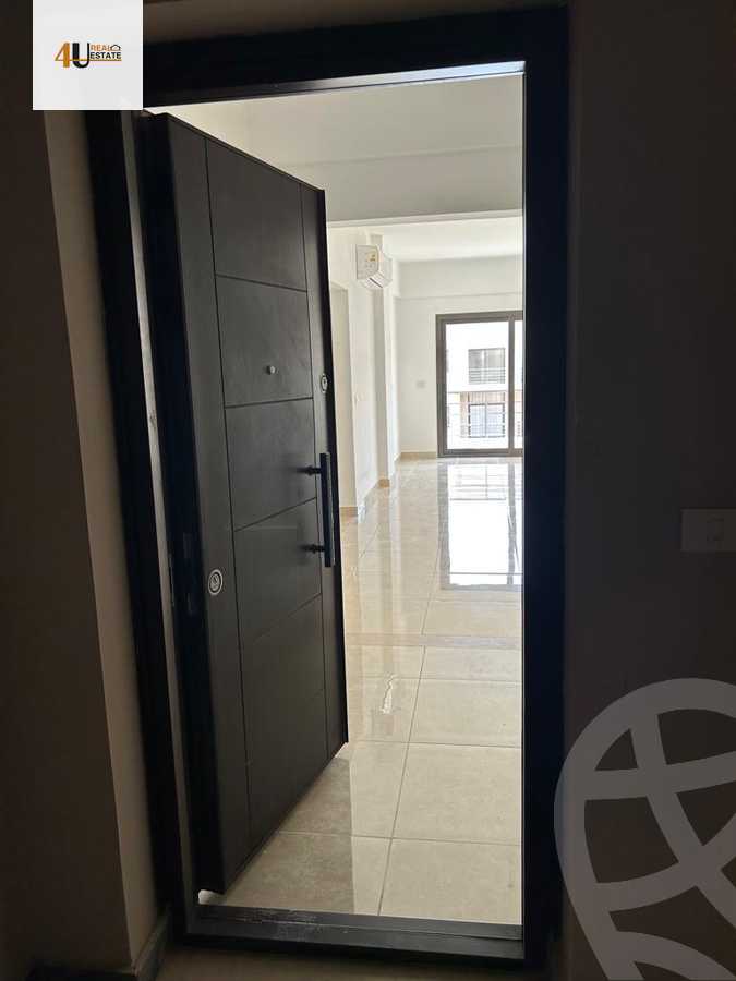 https://aqarmap.com.eg/en/listing/5914842-for-sale-cairo-new-cairo-compounds-fifth-square