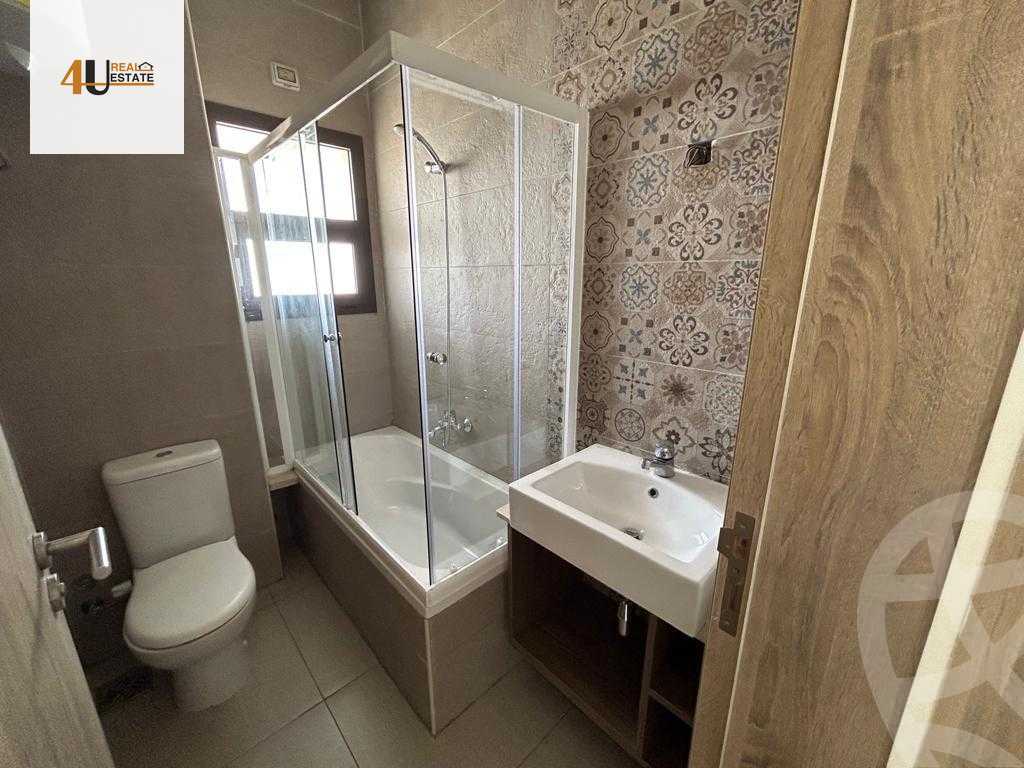 https://aqarmap.com.eg/en/listing/5914842-for-sale-cairo-new-cairo-compounds-fifth-square