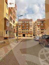 https://aqarmap.com.eg/en/listing/5955221-for-sale-cairo-new-cairo-compounds-loaloat-new-cairo