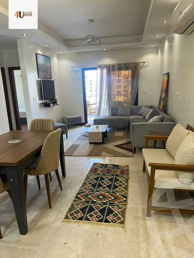 https://aqarmap.com.eg/en/listing/6011034-for-sale-cairo-new-cairo-compounds-byrl-d-rw