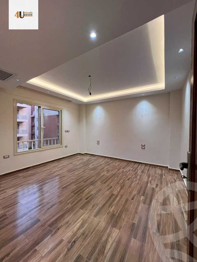 https://aqarmap.com.eg/ar/listing/6104549-for-rent-cairo-new-cairo-compounds-brwmynd-ryzydns-wdy-djl-llttwyr