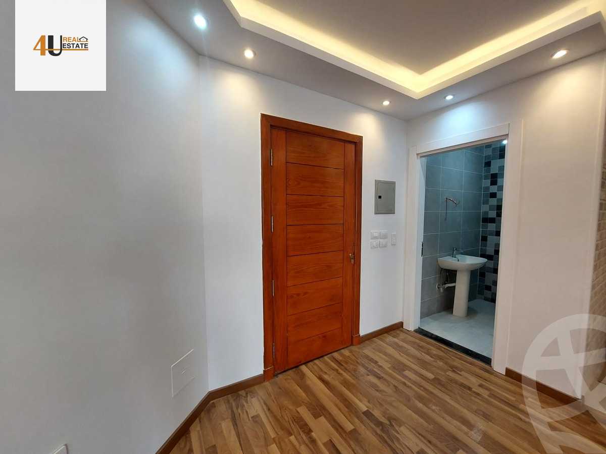 https://aqarmap.com.eg/en/listing/6105649-for-rent-cairo-new-cairo-compounds-hyde-park-centre-ville-hyde-park