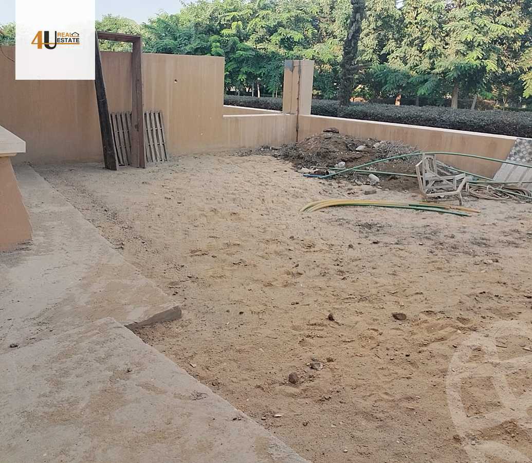 https://aqarmap.com.eg/en/listing/6146811-for-sale-cairo-new-cairo-compounds-hyde-park-centre-ville-hyde-park