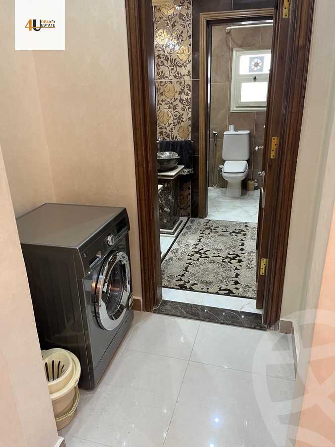 https://aqarmap.com.eg/ar/listing/6161810-for-rent-cairo-new-cairo-first-settlement-mhwr-mstfy-kml