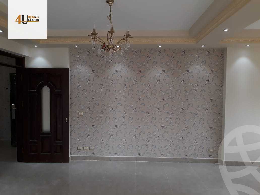 https://aqarmap.com.eg/en/listing/6169468-for-sale-cairo-new-cairo-compounds-acacia-mall-bng