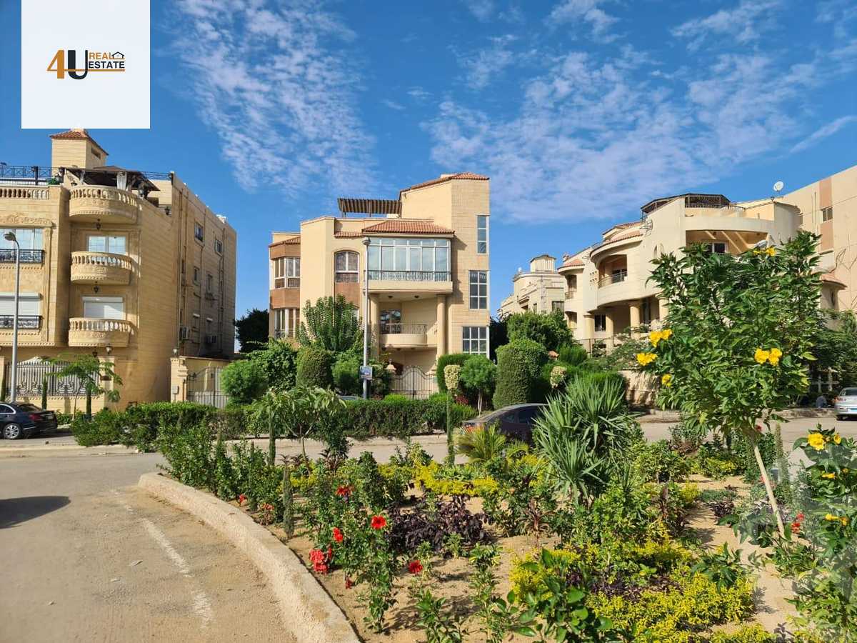 https://aqarmap.com.eg/ar/listing/6172649-for-sale-cairo-new-cairo-90th-street-90th-between-cairo-festival-city-and-mountain-view-roundabout