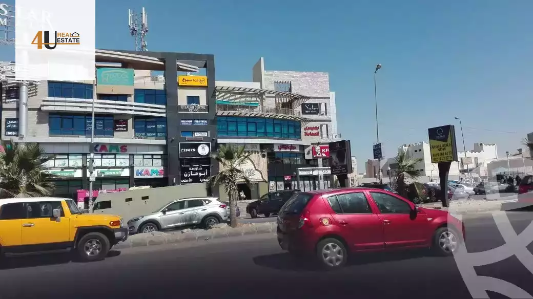 https://aqarmap.com.eg/en/listing/6208506-for-rent-cairo-new-cairo-compounds-silver-star-mall