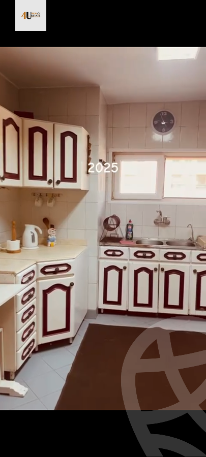 https://aqarmap.com.eg/en/listing/6305901-for-rent-cairo-new-cairo-lrhb-city-phase-2-osama-ibn-zaid-st