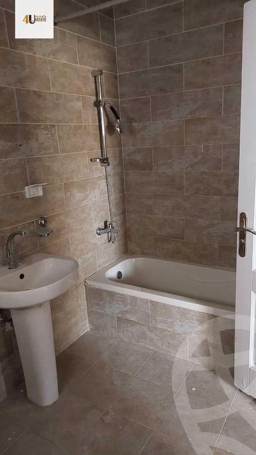 https://aqarmap.com.eg/en/listing/6338109-for-rent-cairo-new-cairo-el-ahyaa-first-neighborhood-street-1