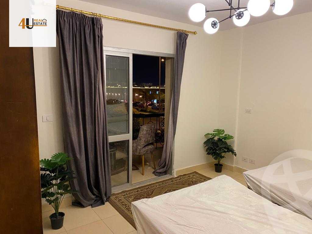 https://aqarmap.com.eg/ar/listing/6386648-for-rent-cairo-new-cairo-lrhb-city-phase-5-talaat-mostafa-st