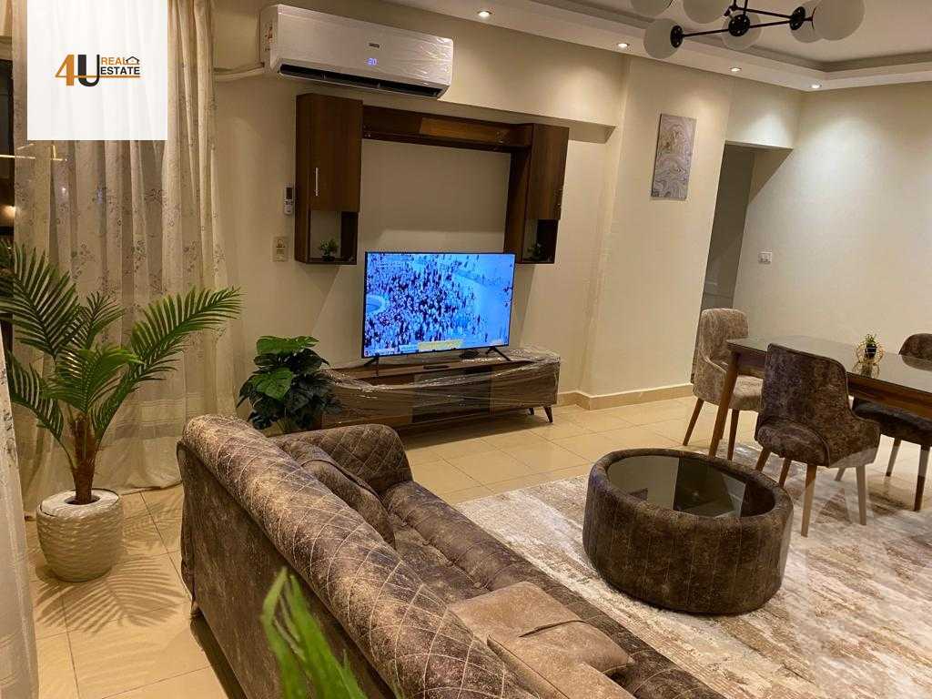 https://aqarmap.com.eg/ar/listing/6386648-for-rent-cairo-new-cairo-lrhb-city-phase-5-talaat-mostafa-st