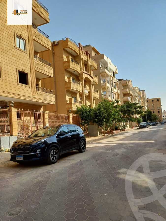 https://aqarmap.com.eg/en/listing/6392355-for-sale-cairo-new-cairo-compounds-el-mostashareen-compound