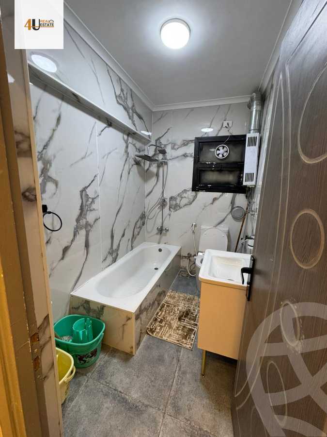https://aqarmap.com.eg/ar/listing/6431403-for-rent-cairo-new-cairo-lrhb-city-phase-5-ibn-al-nafees-st
