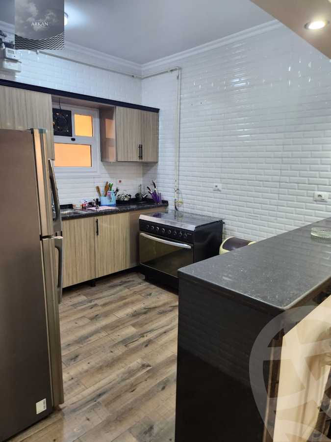 https://aqarmap.com.eg/ar/listing/5305256-for-rent-cairo-el-sheikh-zayed-city-compounds-el-khamayel