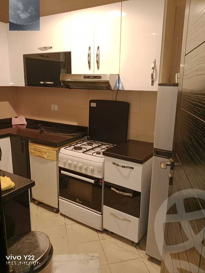 https://aqarmap.com.eg/ar/listing/5309759-for-rent-cairo-el-sheikh-zayed-city-compounds-dh-drys