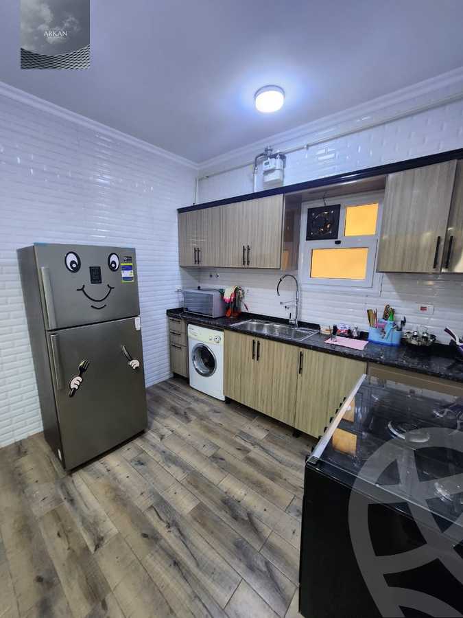 https://aqarmap.com.eg/en/listing/5383724-for-sale-cairo-el-sheikh-zayed-city-compounds-el-khamayel