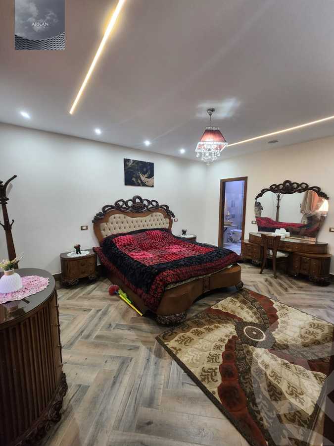 https://aqarmap.com.eg/en/listing/5383724-for-sale-cairo-el-sheikh-zayed-city-compounds-el-khamayel