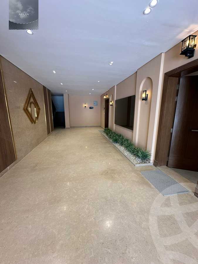 https://aqarmap.com.eg/en/listing/5384153-for-sale-cairo-el-sheikh-zayed-city-compounds-kmbwnd-fyldj-wyst-dr-llttwyr
