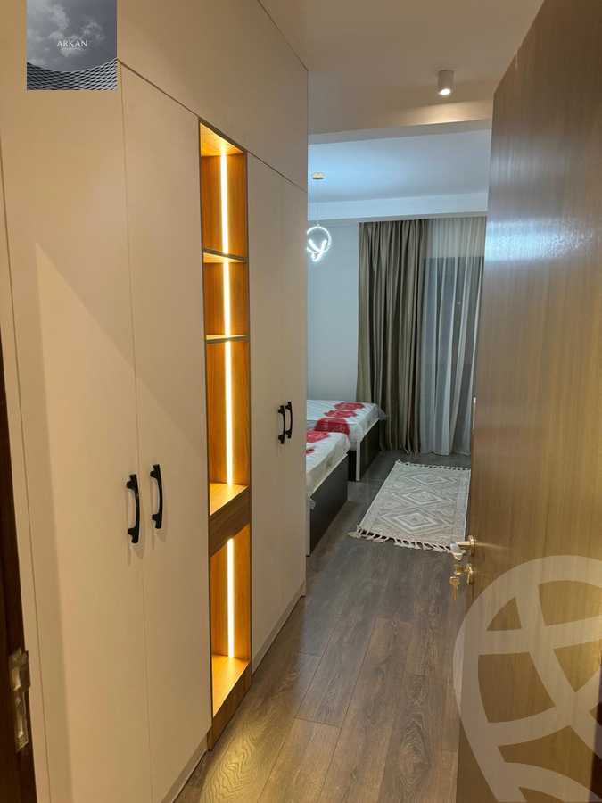 https://aqarmap.com.eg/ar/listing/5384403-for-rent-cairo-el-sheikh-zayed-city-compounds-zyd-wr-llttwyr-park-towers-zed-el-sheikh-zayed-compound