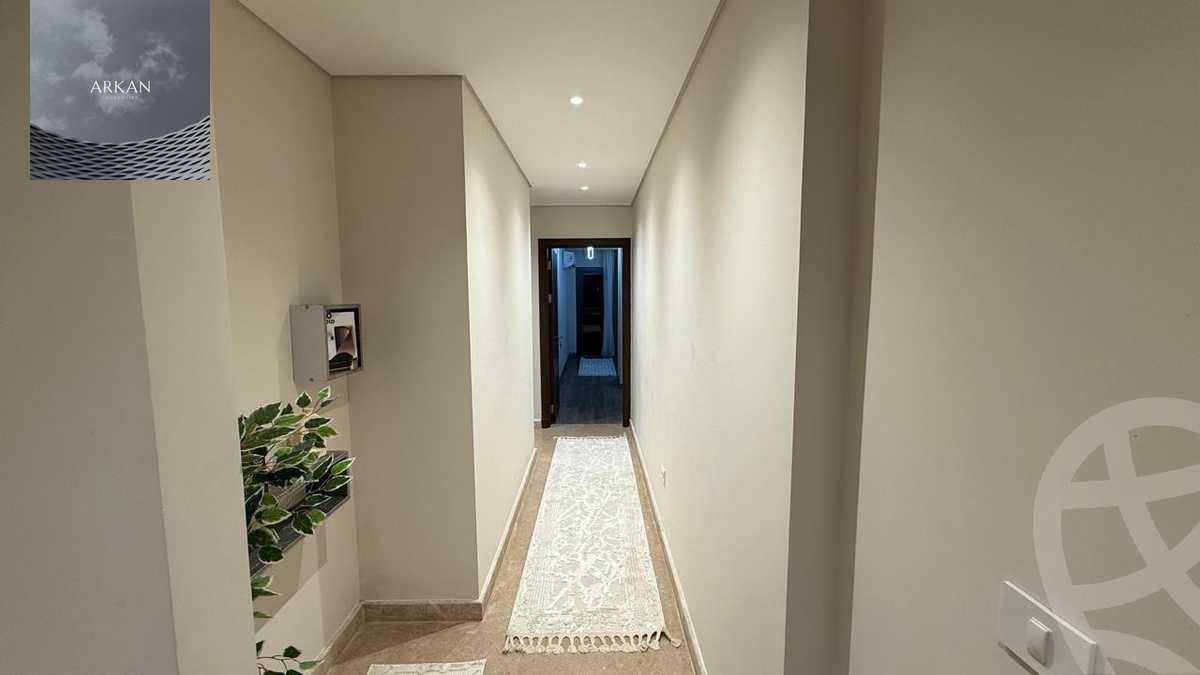 https://aqarmap.com.eg/ar/listing/5384403-for-rent-cairo-el-sheikh-zayed-city-compounds-zyd-wr-llttwyr-park-towers-zed-el-sheikh-zayed-compound