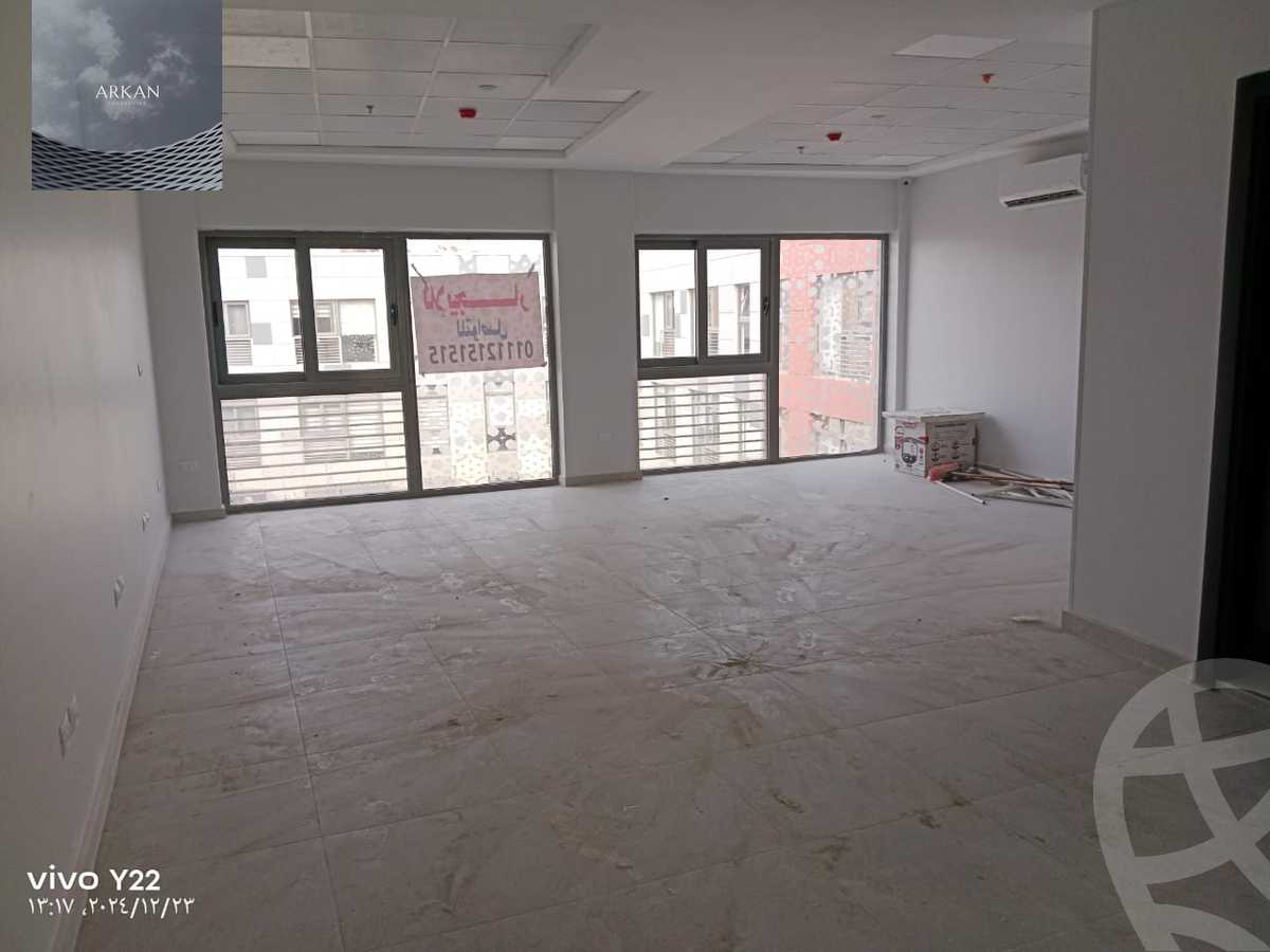 https://aqarmap.com.eg/ar/listing/5443568-for-rent-cairo-el-sheikh-zayed-city-compounds-the-courtyard-mall-dorra