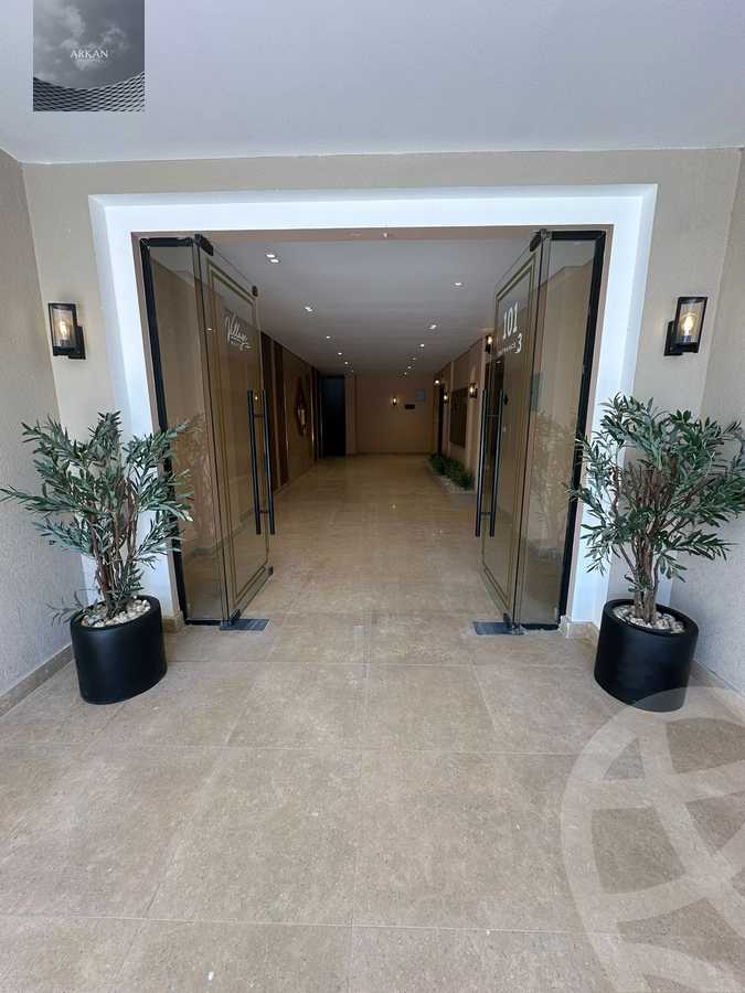 https://aqarmap.com.eg/ar/listing/5539582-for-sale-cairo-el-sheikh-zayed-city-compounds-kmbwnd-fyldj-wyst-dr-llttwyr