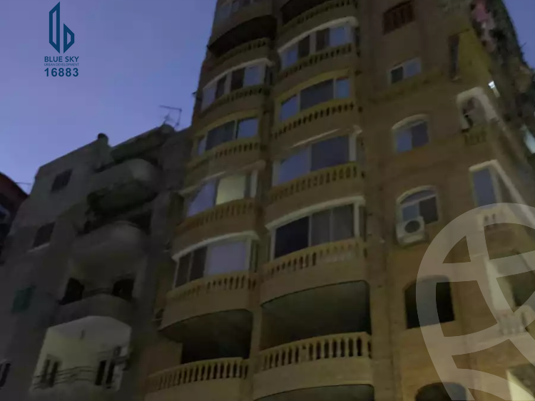 https://aqarmap.com.eg/en/listing/5867245-for-sale-cairo-downtown-el-sakakeny-al-sakakini-sq
