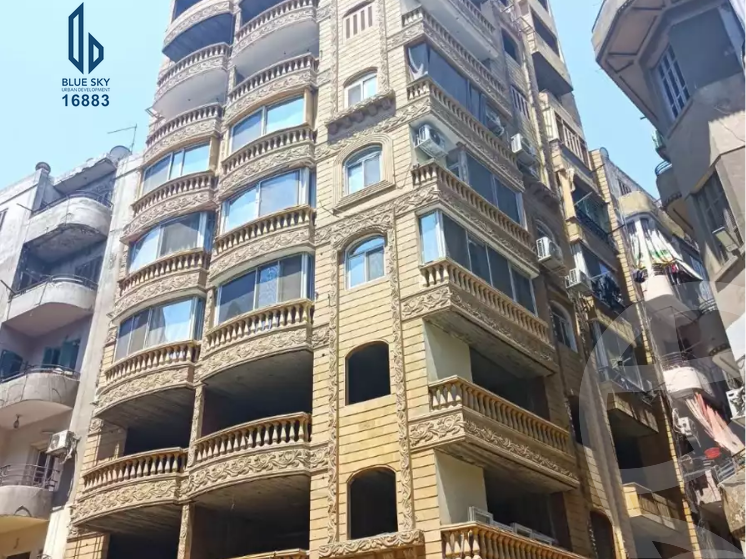 https://aqarmap.com.eg/en/listing/5876856-for-sale-cairo-downtown-el-sakakeny-al-sakakini-st