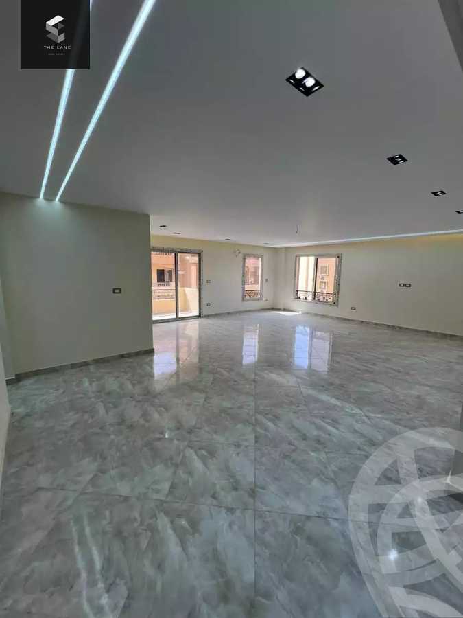 https://aqarmap.com.eg/en/listing/5413034-for-sale-cairo-el-sheikh-zayed-city-compounds-el-khamayel