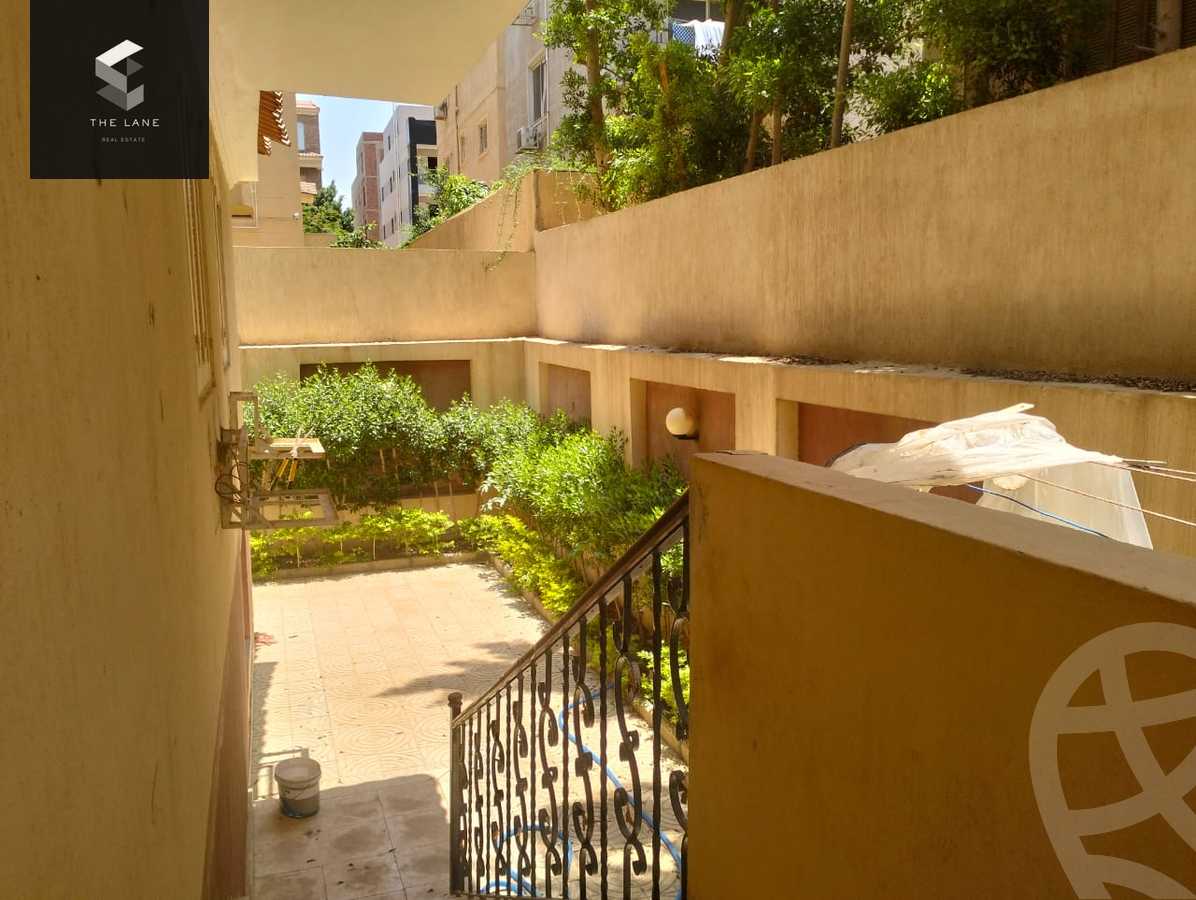 https://aqarmap.com.eg/ar/listing/4980041-for-sale-cairo-6th-of-october-compounds-el-fayroz