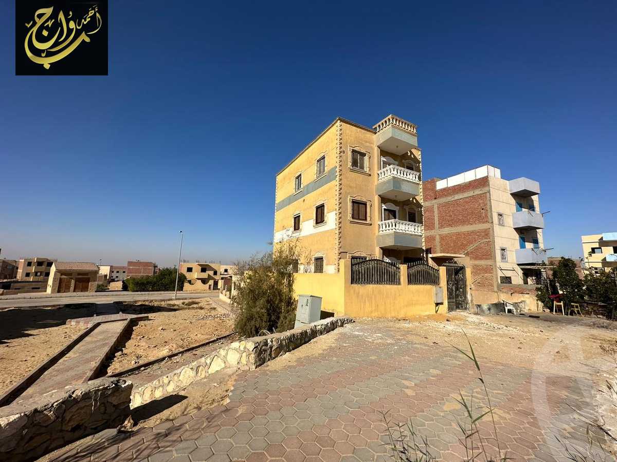 https://aqarmap.com.eg/en/listing/4905796-for-sale-cairo-6th-of-october-el-wahatt-road