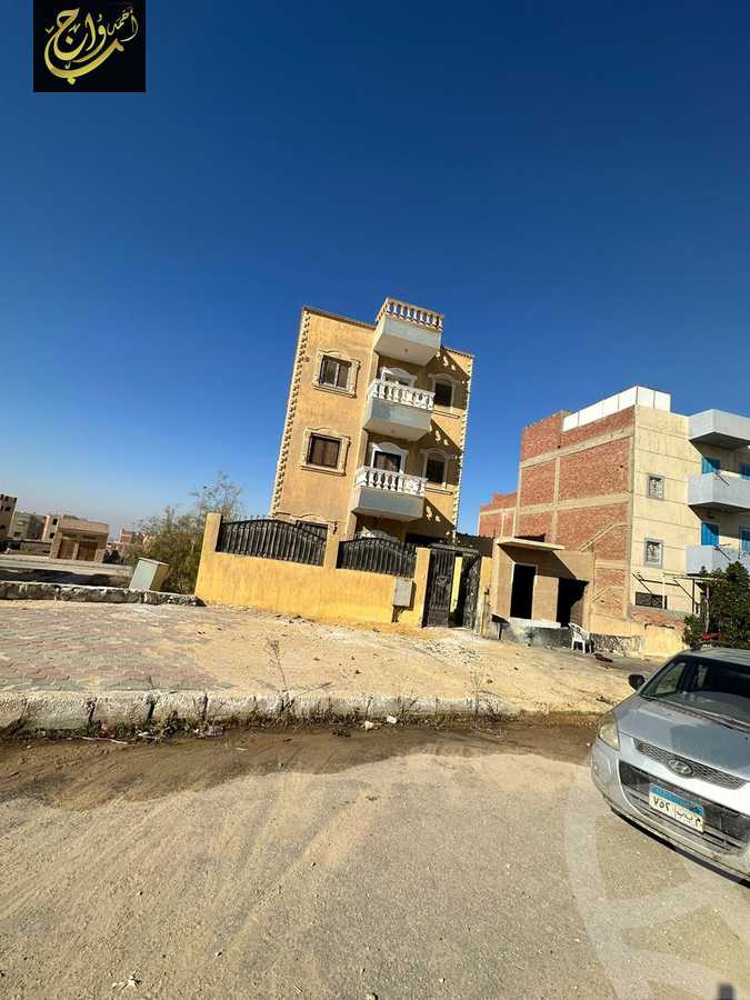 https://aqarmap.com.eg/ar/listing/4905796-for-sale-cairo-6th-of-october-el-wahatt-road