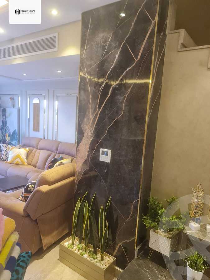 https://aqarmap.com.eg/en/listing/5465654-for-sale-cairo-new-cairo-compounds-mountain-view-hyde-park