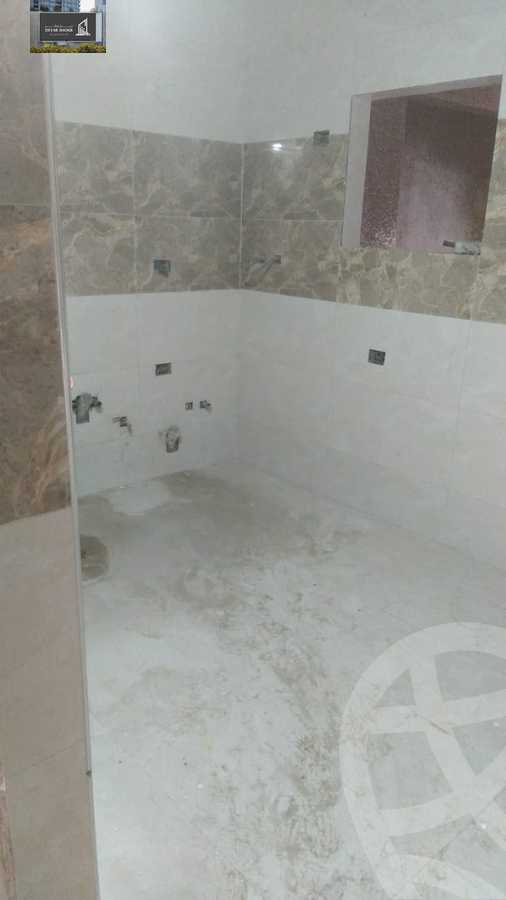https://aqarmap.com.eg/en/listing/5294370-for-sale-cairo-6th-of-october-el-ahyaa-neighborhood-3rd-nasr-ammar-st