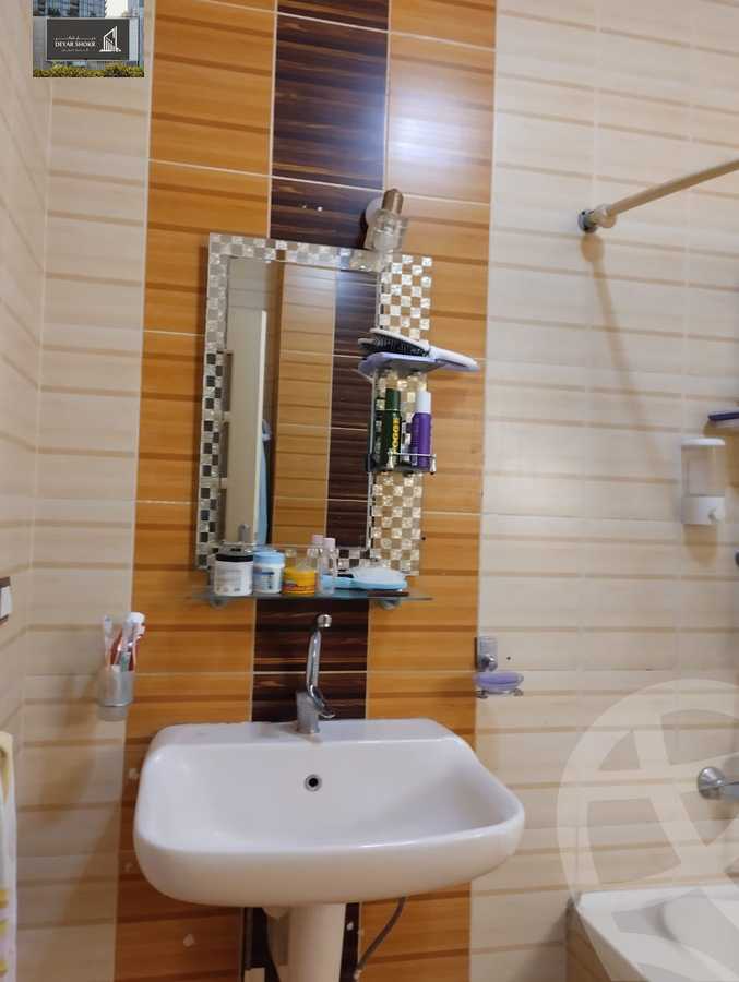 https://aqarmap.com.eg/ar/listing/5354129-for-sale-cairo-6th-of-october-el-ahyaa-neighborhood-5th-street-42