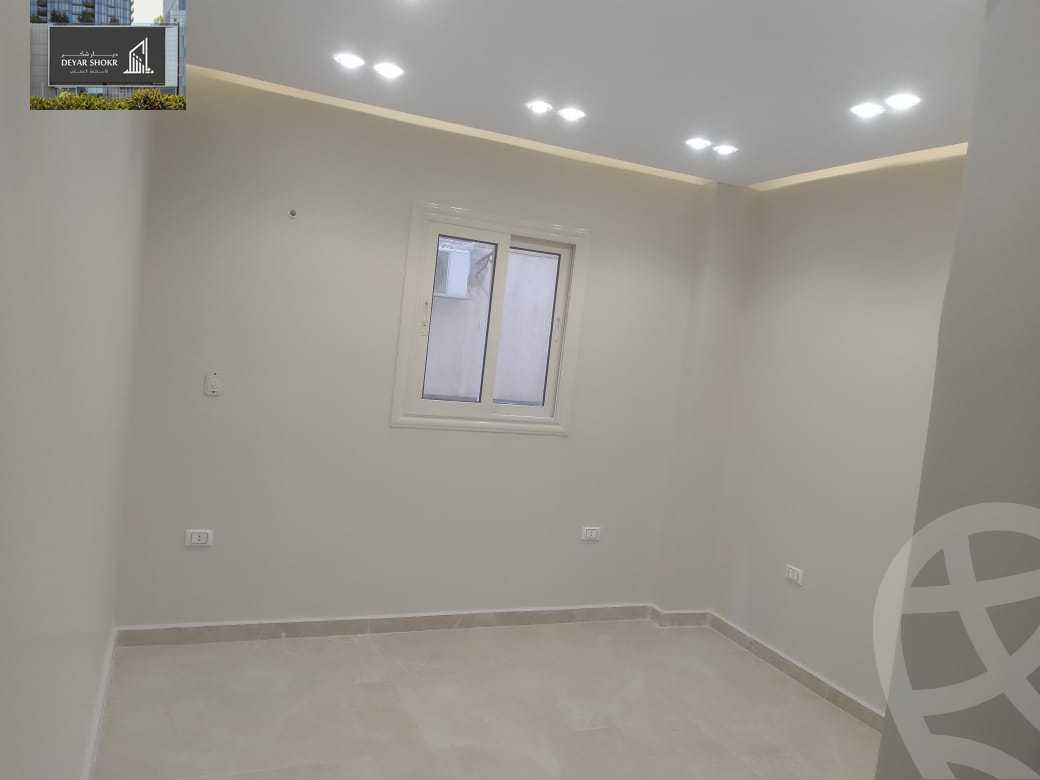 https://aqarmap.com.eg/en/listing/5591392-for-sale-cairo-6th-of-october-el-ahyaa-neighborhood-3rd-nasr-ammar-st