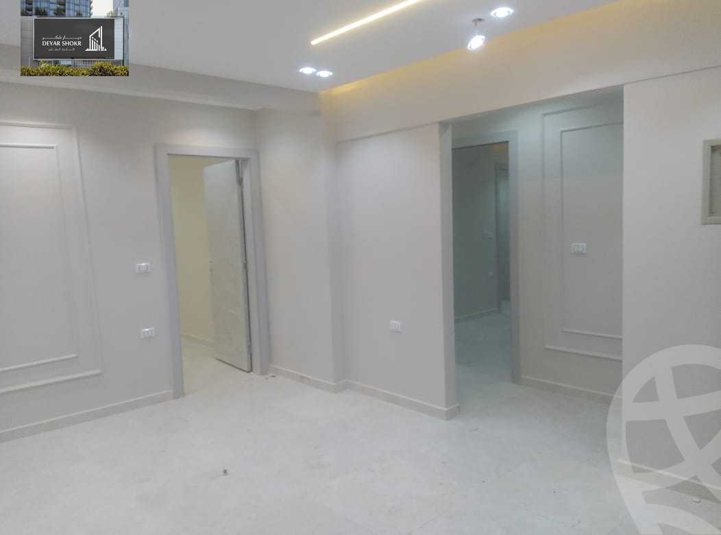 https://aqarmap.com.eg/ar/listing/5959716-for-sale-cairo-6th-of-october-el-ahyaa-neighborhood-3rd