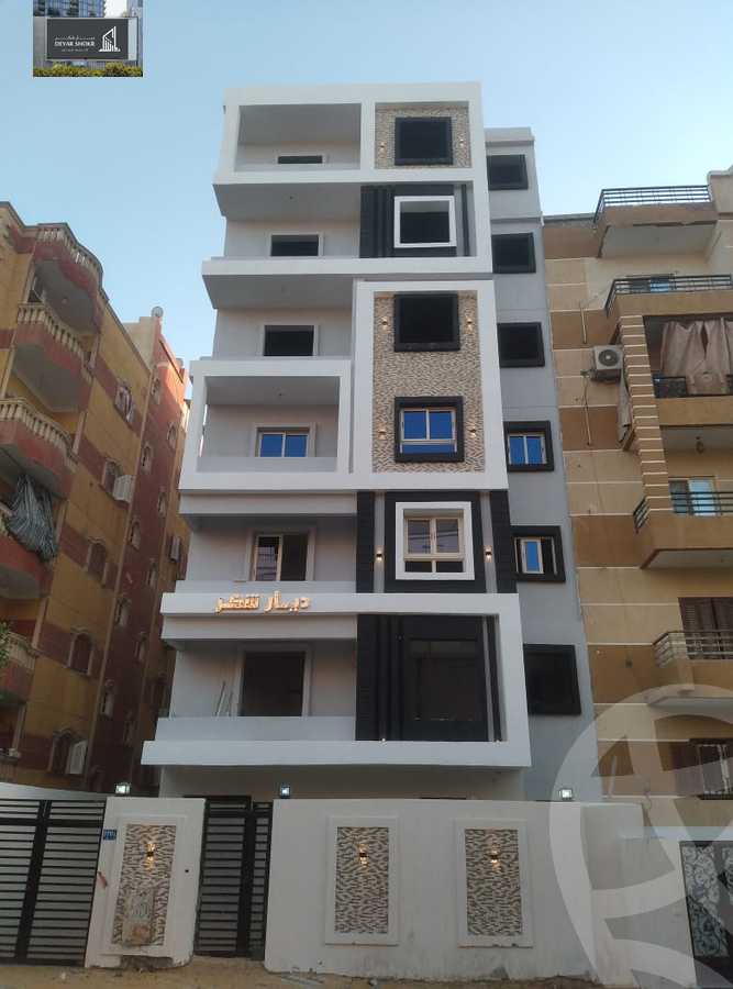 https://aqarmap.com.eg/ar/listing/5980702-for-sale-cairo-6th-of-october-el-ahyaa-neighborhood-3rd-nasr-ammar-st