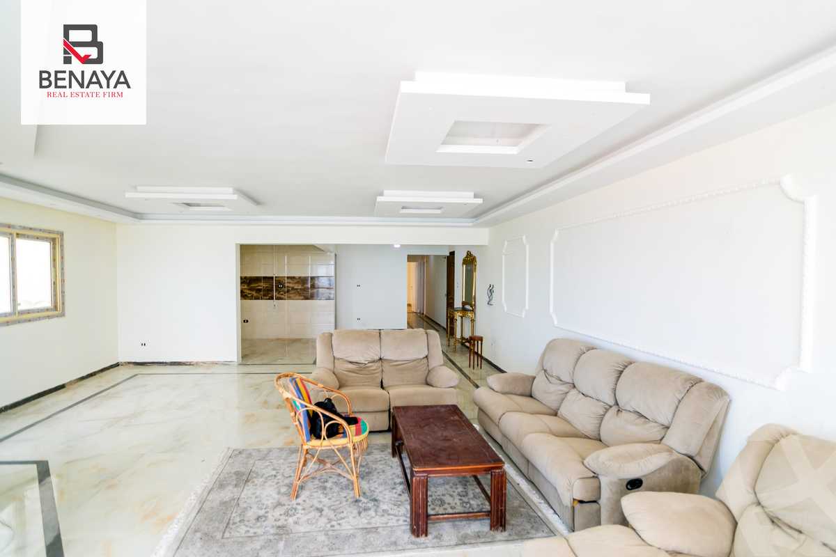https://aqarmap.com.eg/en/listing/4515847-for-sale-alexandria-glim-shr-ljysh