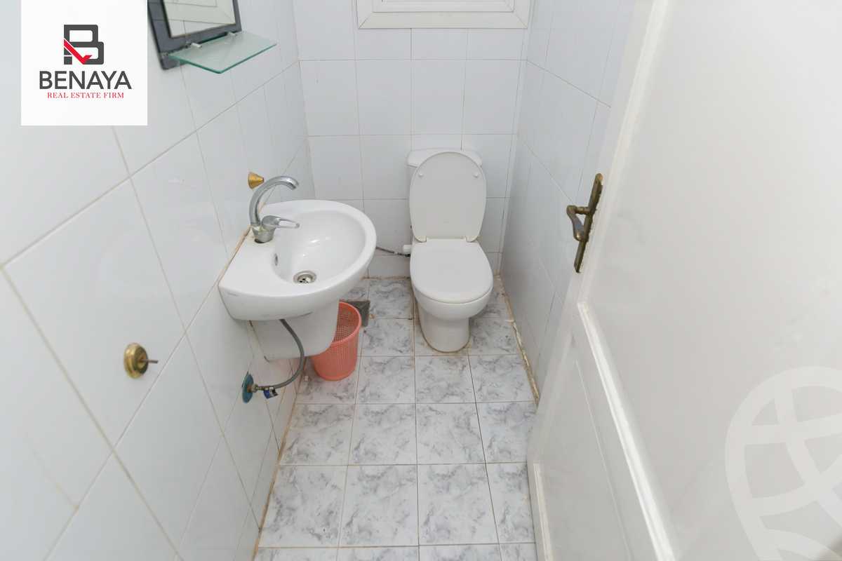 https://aqarmap.com.eg/en/listing/4736895-for-sale-alexandria-el-montazah-el-geesh