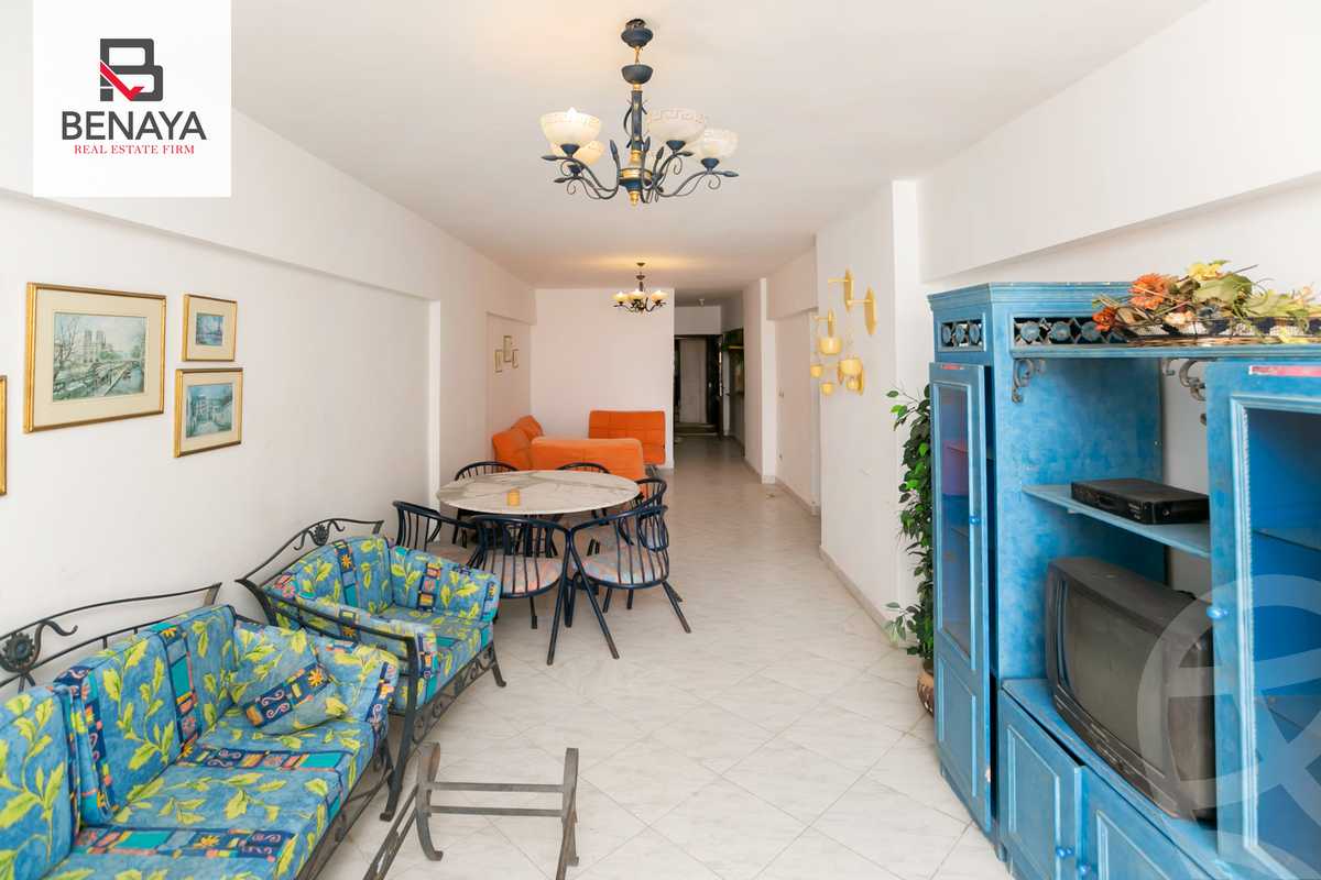 https://aqarmap.com.eg/en/listing/4736895-for-sale-alexandria-el-montazah-el-geesh