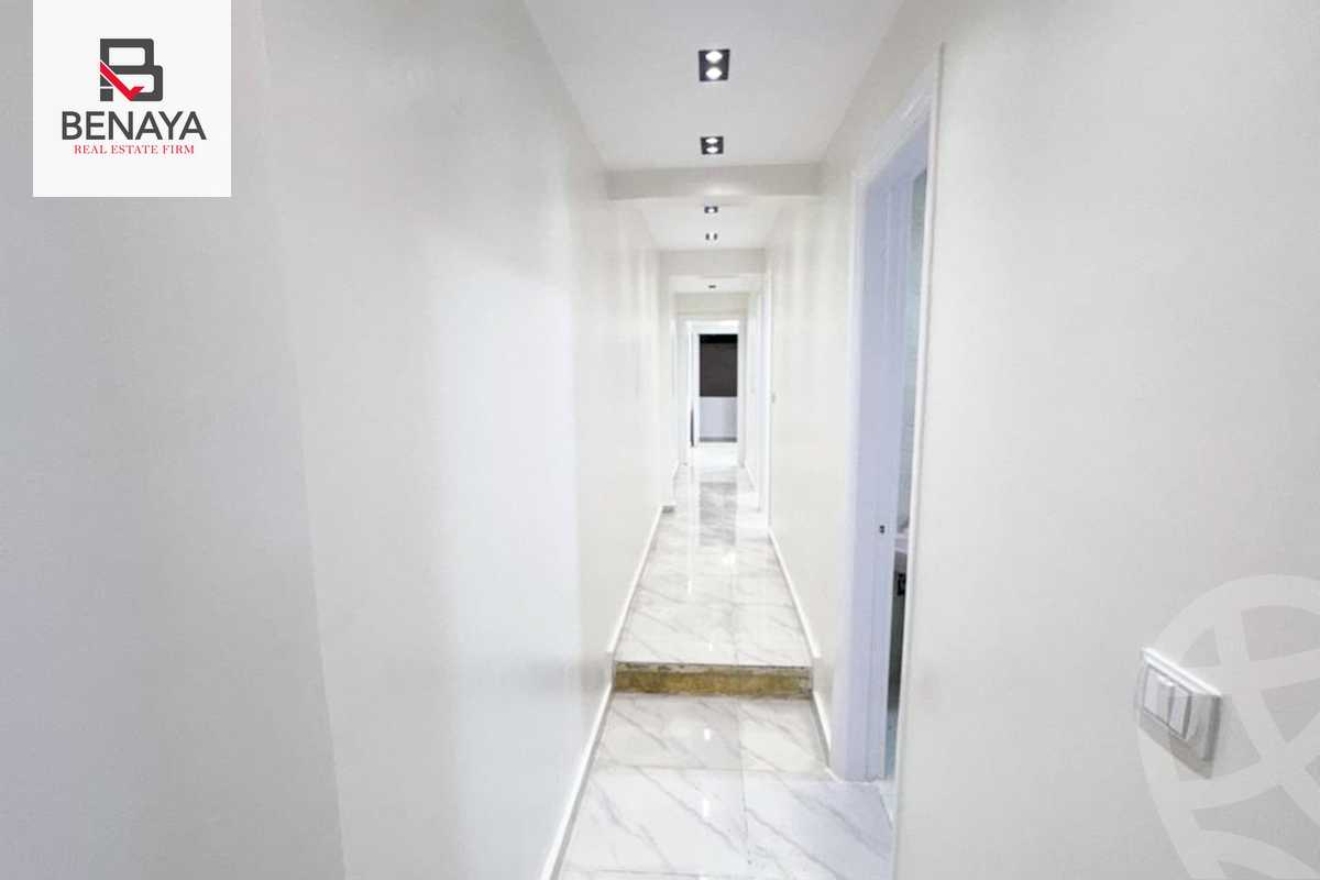https://aqarmap.com.eg/ar/listing/5260183-for-sale-alexandria-miami-el-gaish-rd-st