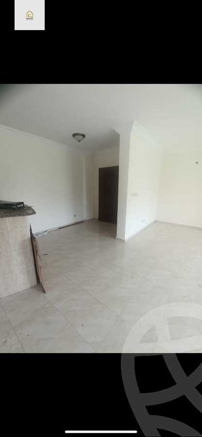 https://aqarmap.com.eg/en/listing/5118233-for-sale-cairo-new-cairo-lrhb-city-phase-4-mostafa-kamel-st