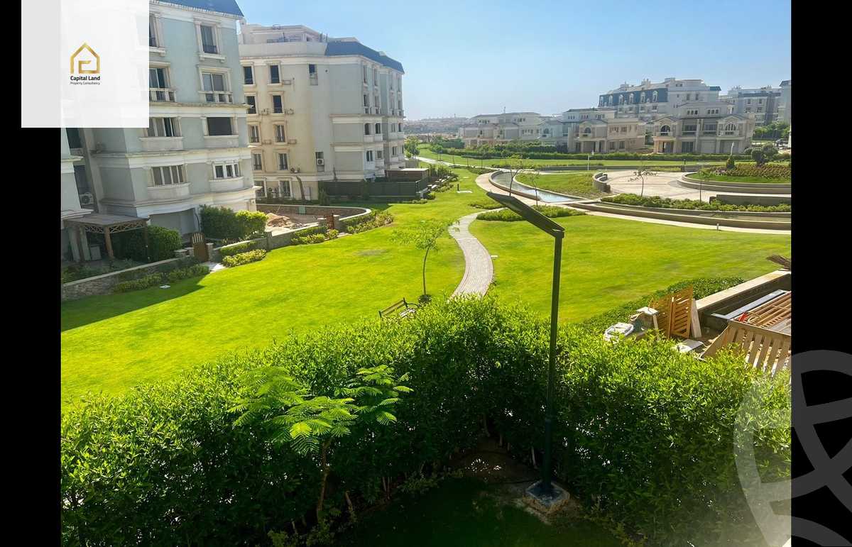 https://aqarmap.com.eg/ar/listing/5120837-for-sale-cairo-new-cairo-compounds-mountain-view-hyde-park