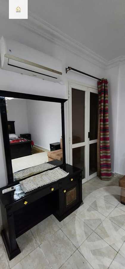 https://aqarmap.com.eg/ar/listing/5177769-for-rent-cairo-new-cairo-lrhb-city-mtdd-lrhb-phase-8