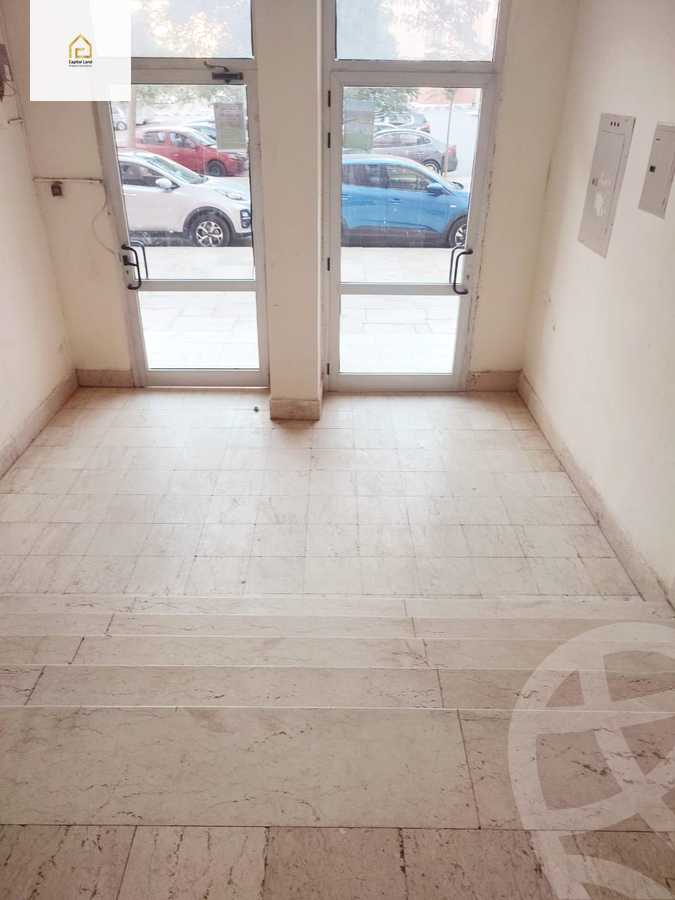 https://aqarmap.com.eg/en/listing/5221035-for-sale-cairo-new-cairo-lrhb-city-phase-2-amr-ibn-el-aas-st