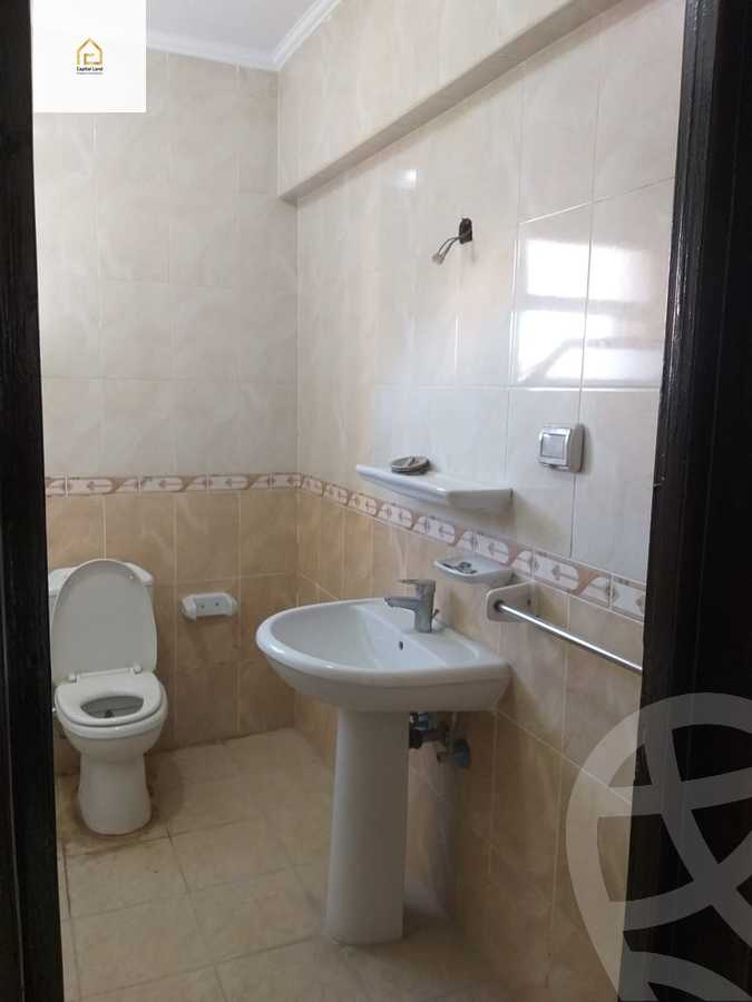https://aqarmap.com.eg/en/listing/5221303-for-sale-cairo-new-cairo-lrhb-city-phase-7