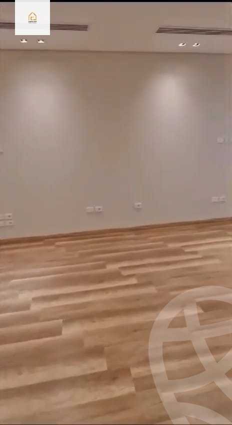 https://aqarmap.com.eg/en/listing/5230758-for-rent-cairo-new-cairo-compounds-hyde-park-centre-ville-hyde-park