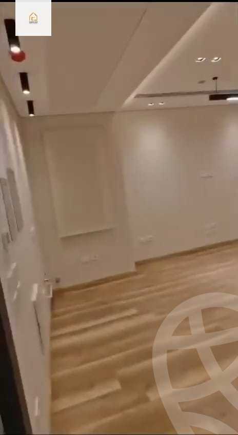 https://aqarmap.com.eg/en/listing/5230758-for-rent-cairo-new-cairo-compounds-hyde-park-centre-ville-hyde-park