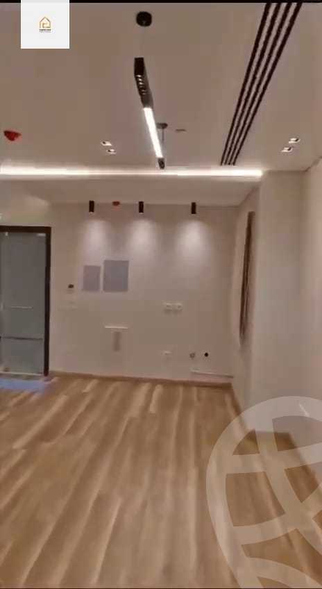 https://aqarmap.com.eg/en/listing/5230758-for-rent-cairo-new-cairo-compounds-hyde-park-centre-ville-hyde-park